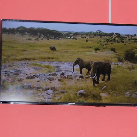 Global Guest House Kasane Buitenkant foto