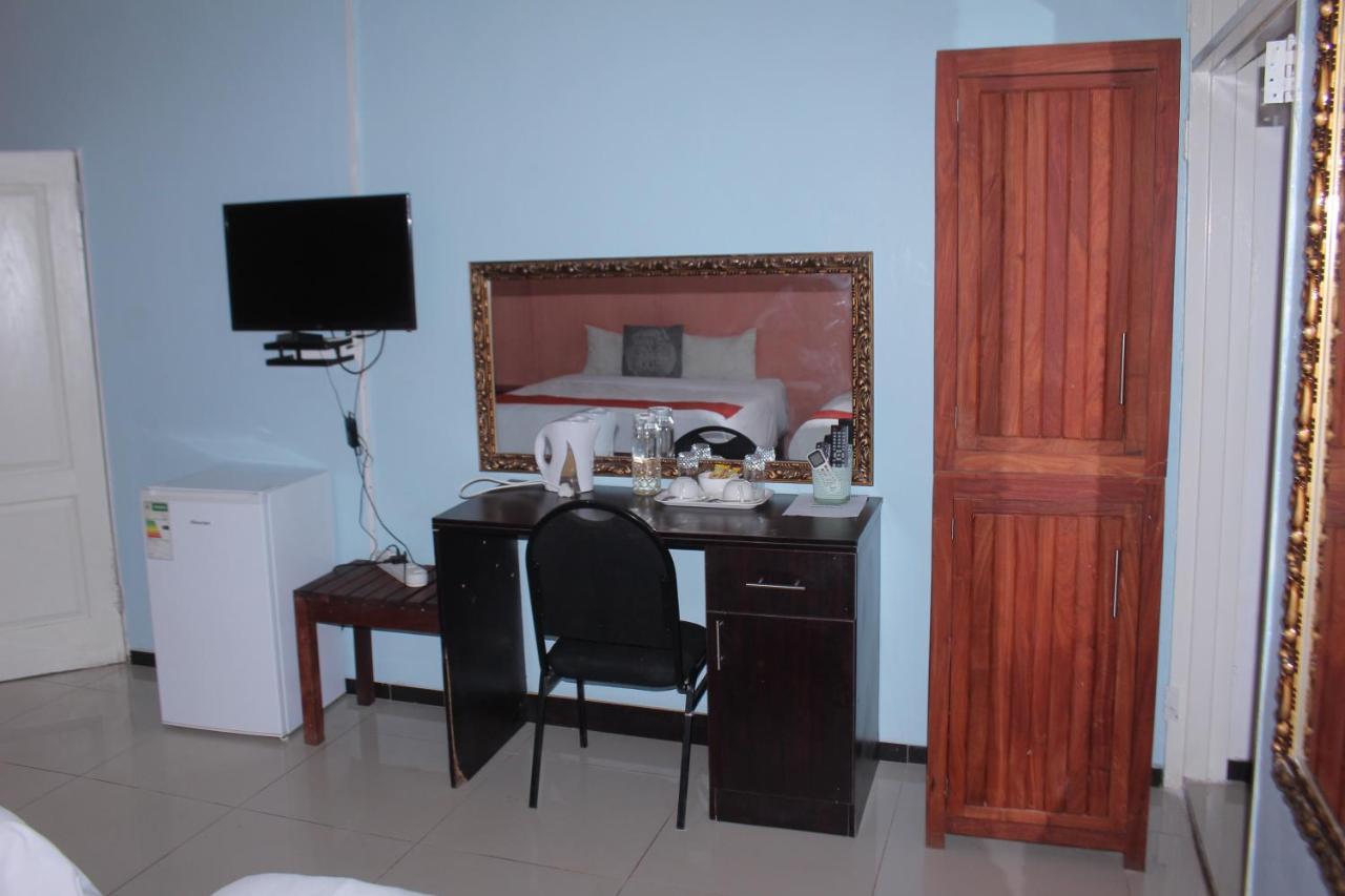 Global Guest House Kasane Buitenkant foto