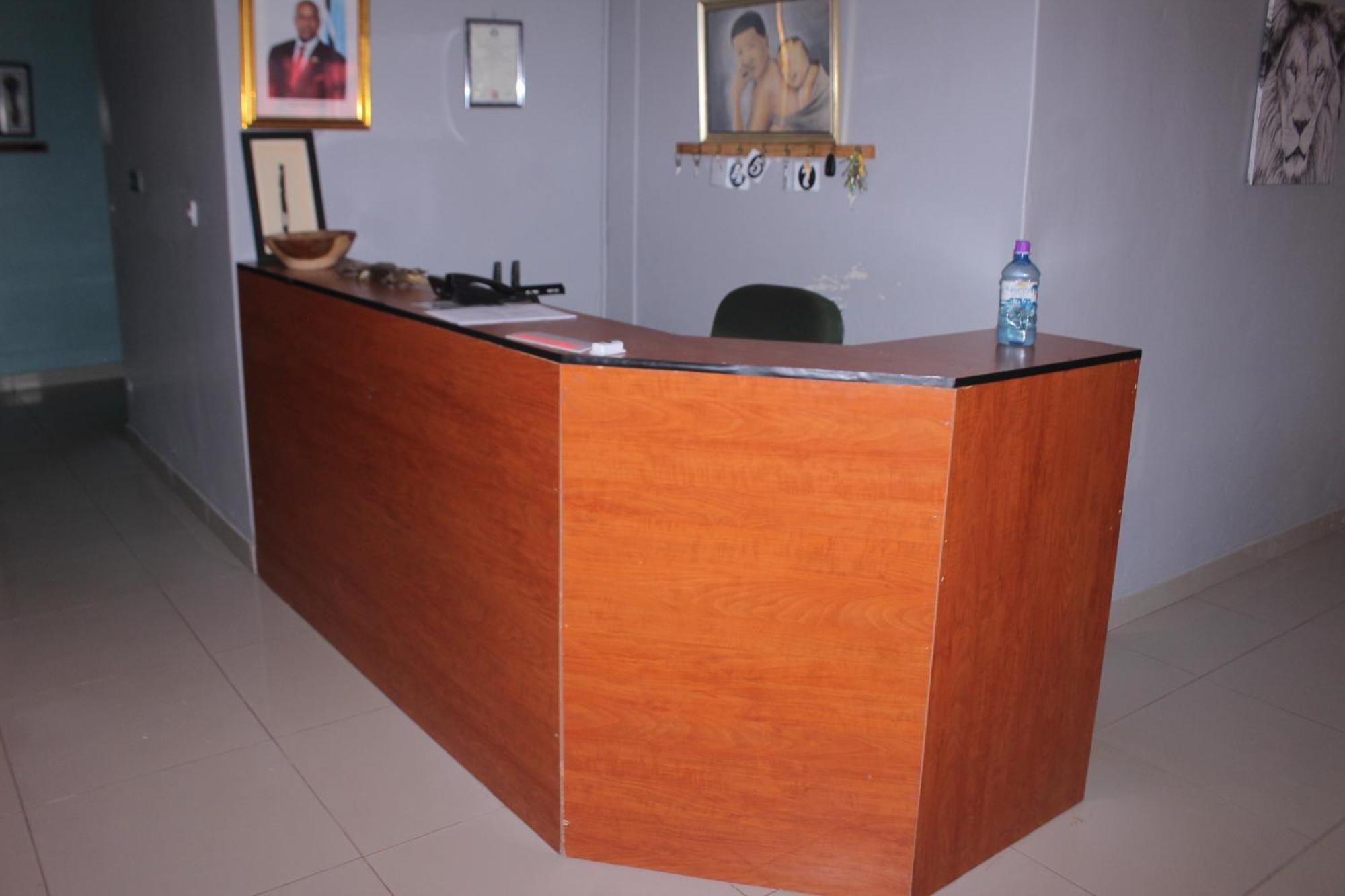 Global Guest House Kasane Buitenkant foto