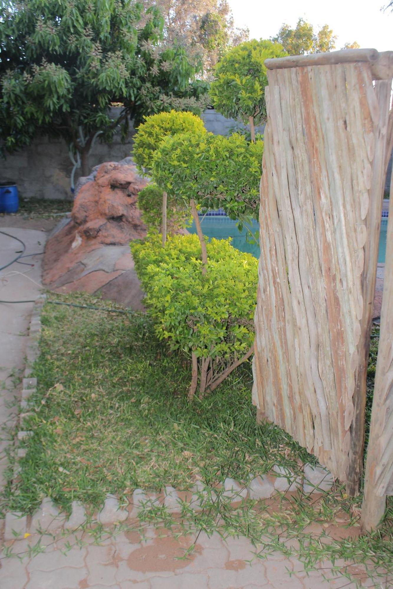 Global Guest House Kasane Buitenkant foto